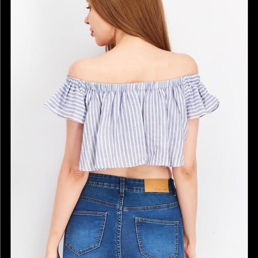 Large Forever 21 blue striped top